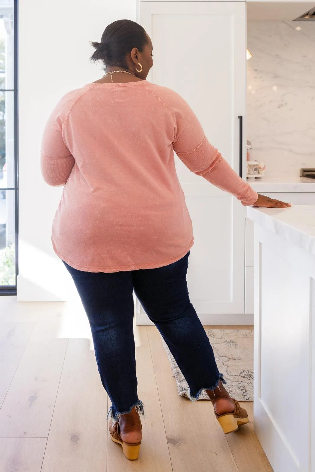 Hazel Blues® | Fun Beginnings Raglan Top In Dusty Mauve