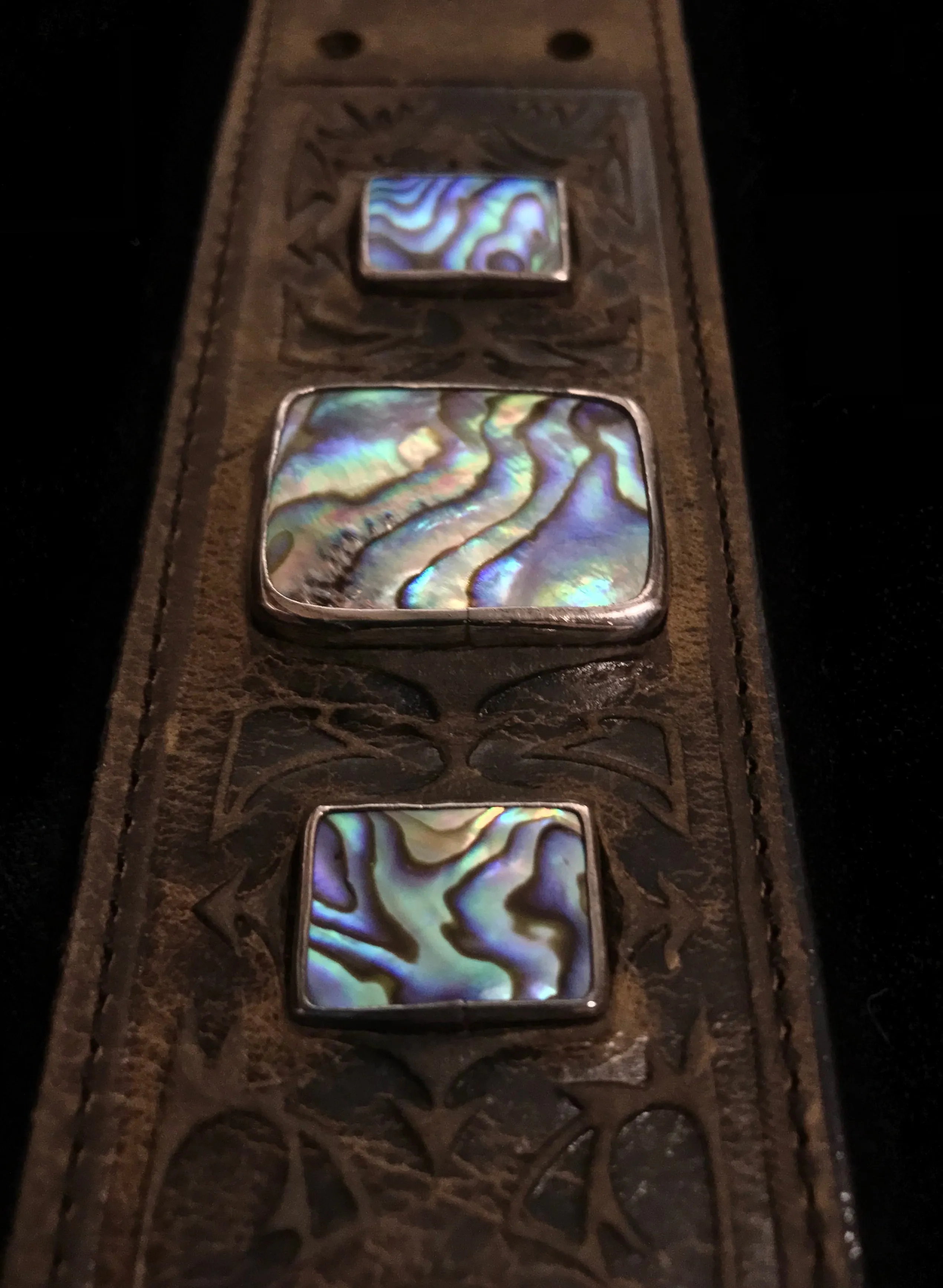 HONEY BRANDO ABALONE WARRIOR CUFF