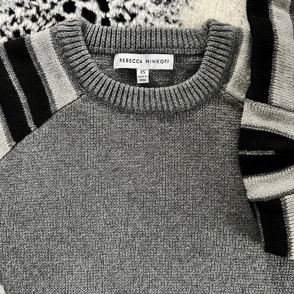HP REBECCA MINKOFF JANICA SWEATER NWOT XS Metallic Silver Gray w/ Black