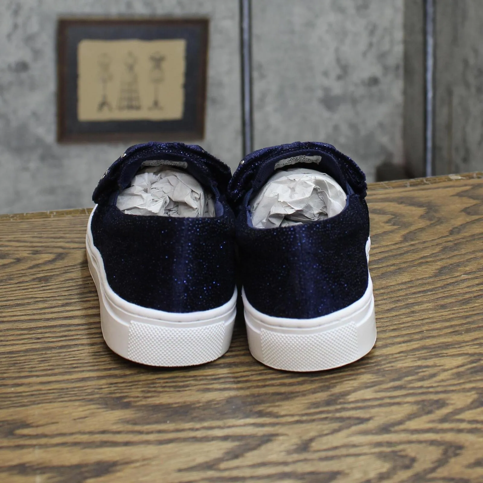 Isaac Mizrahi Live! Womens Pull On Box Shiny Glitter Sneakers Blue 6.5M