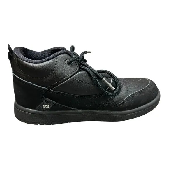 Jordan Fadeaway Little Kids Size 13C Black Preowned Excellent Condition
