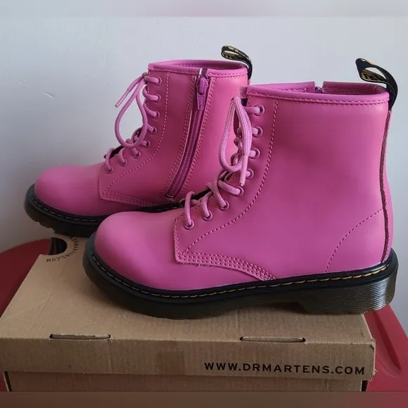 Junior 1460 Leather Lace Up Boots Dr Martens NIB