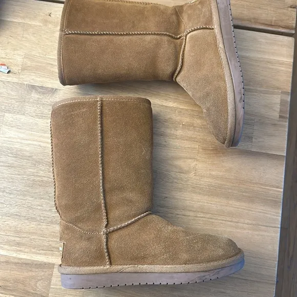 KOOLABURRA UGG Victoria tall boots