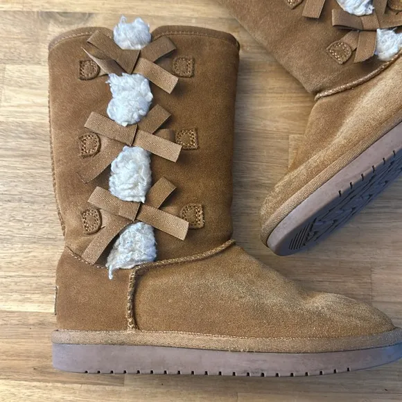 KOOLABURRA UGG Victoria tall boots