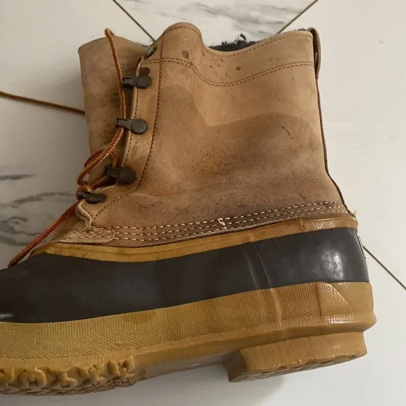 L. L Bean Hunting Boots SIZE 10