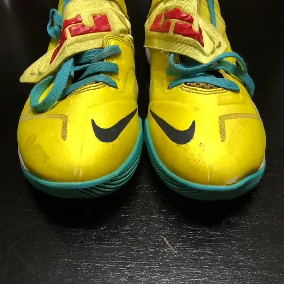 Lebron Nike Soldier 7 Youth Yellow and Blue Sneakers 599818-700