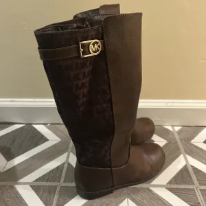 Michael kors boots