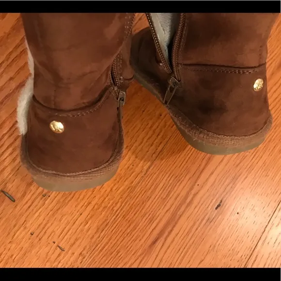 Michael kors boots