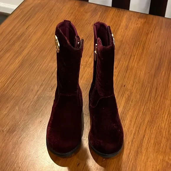 Michael Kors Emma Lily velour Boots new plum Girls Toddlers Size 12