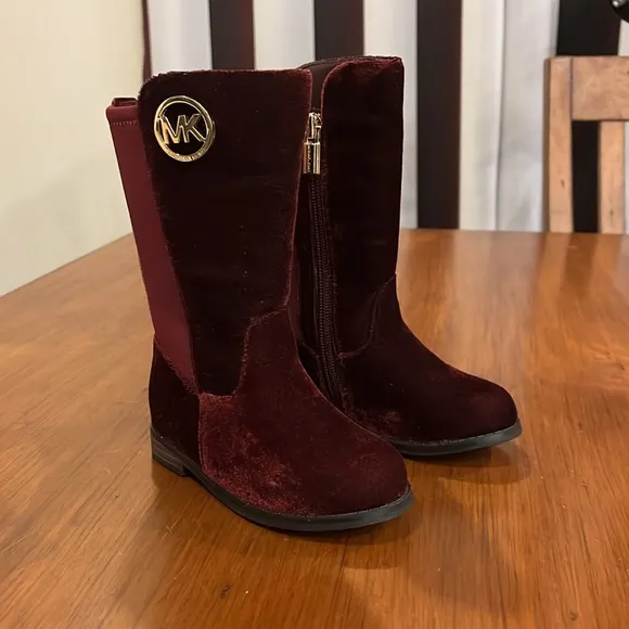 Michael Kors Emma Lily velour Boots new plum Girls Toddlers Size 12