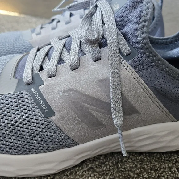 New Balance Men's Fresh Foam Athletic Sneakers size 10