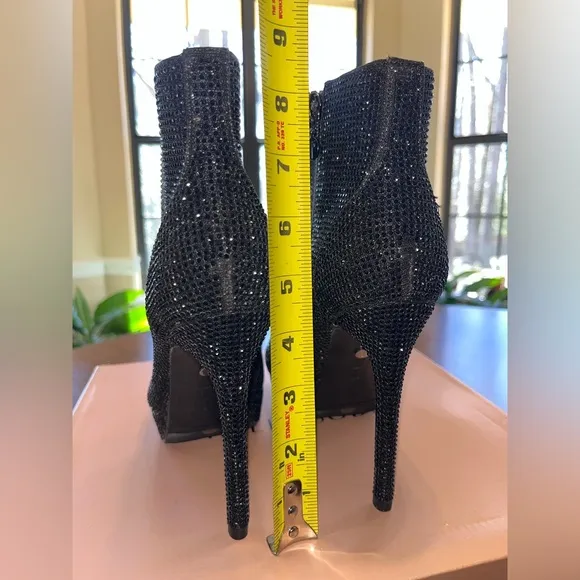 New THALIA SODI Black Glitter Rhinestone Boots 6M