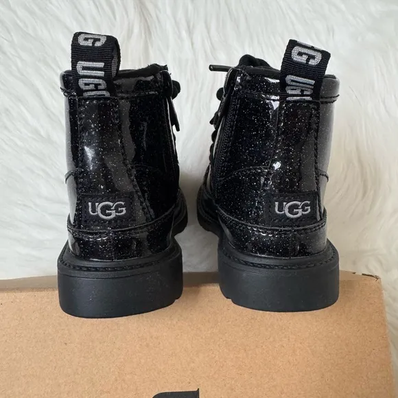 NEW! Ugg Robley Glitter Boots