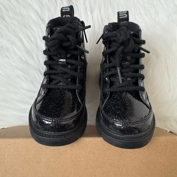 NEW! Ugg Robley Glitter Boots