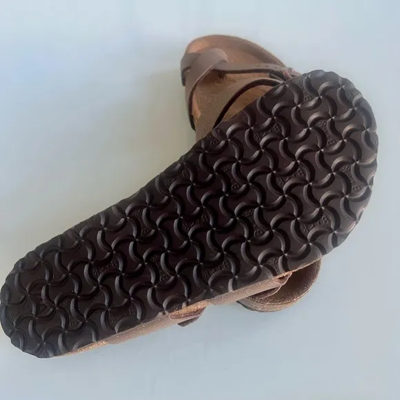 New without tag Birkenstock Mayari Kids Sandal Clogs Mocha size EU 32- USA 13.5