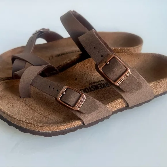 New without tag Birkenstock Mayari Kids Sandal Clogs Mocha size EU 32- USA 13.5