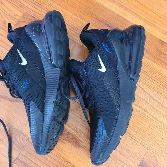 Nike Air 270 Sneakers