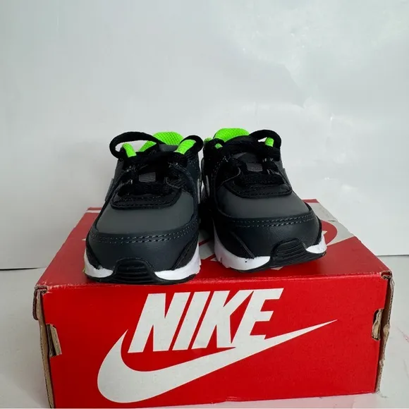 Nike Air Max 90 LTR  Toddler Athletic Sneakers Size 3c Black/Chrome Smoke Grey