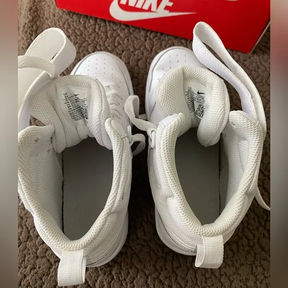 Nike Court Borough Mid 2
