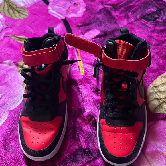 Nike Court Borough Mid 2