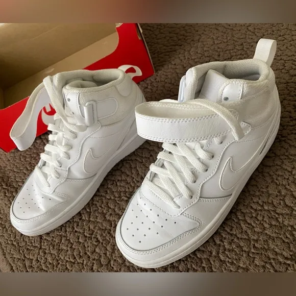 Nike Court Borough Mid 2