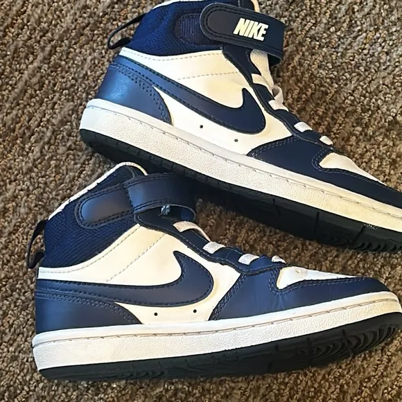Nike Court Borough Mid 2
