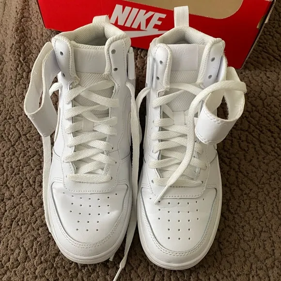 Nike Court Borough Mid 2