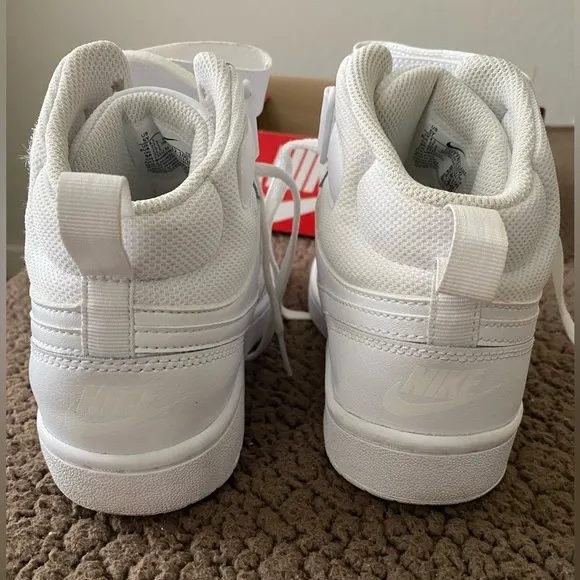 Nike Court Borough Mid 2
