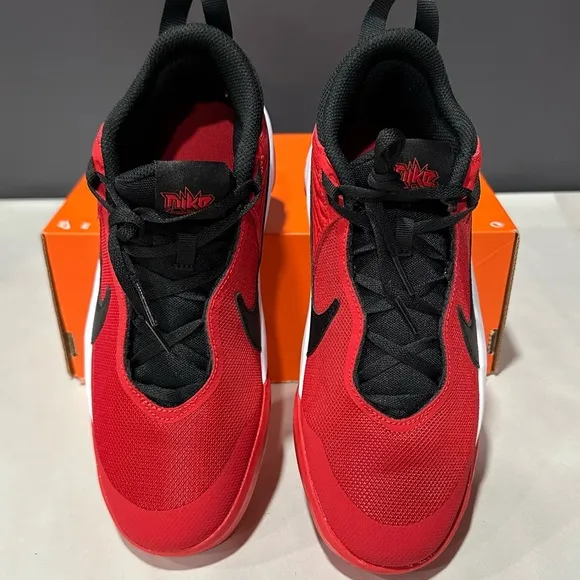 Nike Team Hustle D10 GS 'University Red' Athletic Sneakers CW6735-600 Size 7Y