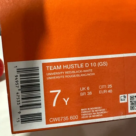 Nike Team Hustle D10 GS 'University Red' Athletic Sneakers CW6735-600 Size 7Y