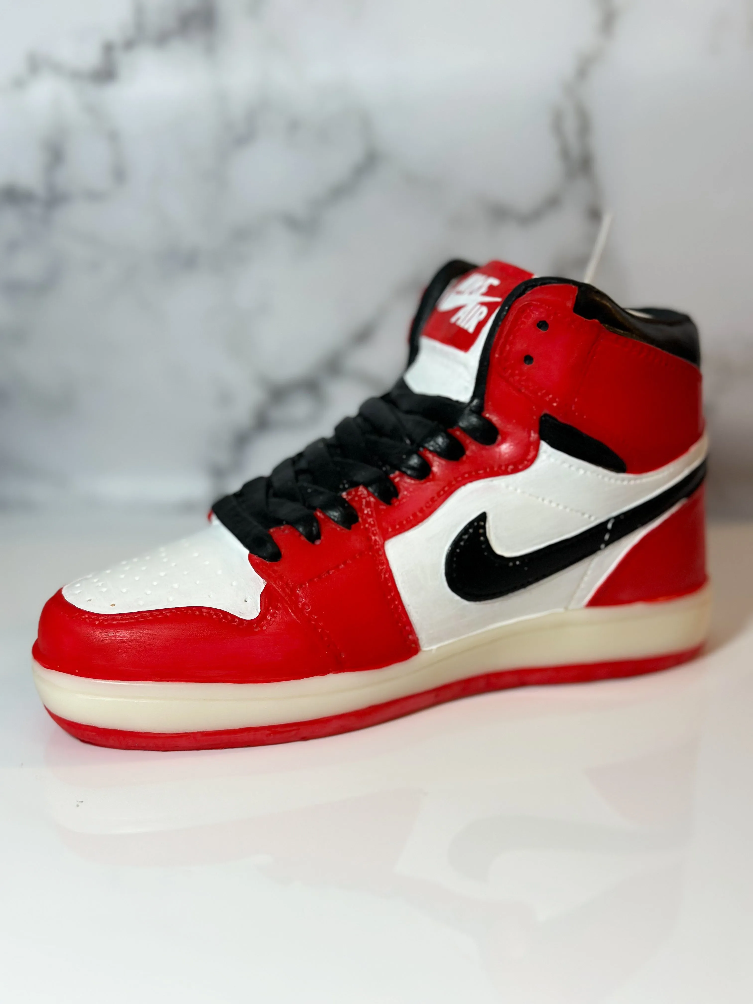 No. 1 Candle-Red/White/Black