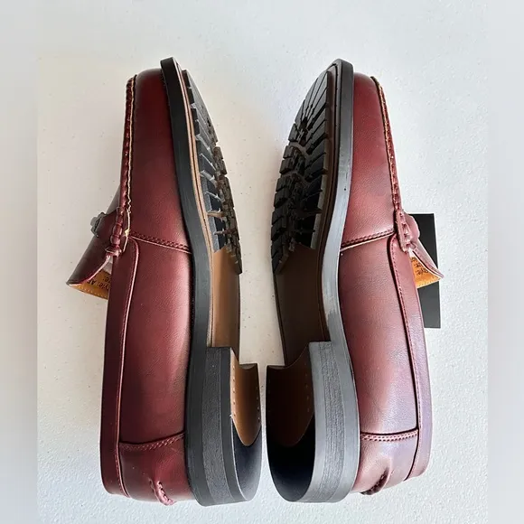 NWOT. Burgundy Leather Loafers with Moccasin Toe and Metal Bar Size 10.5