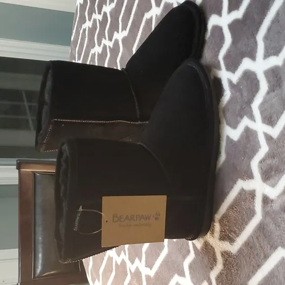 NWT BEARPAWS 🐾  BOOTS