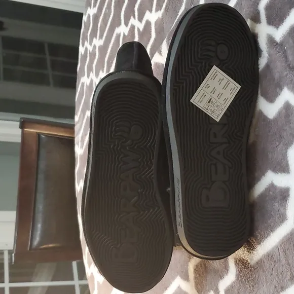 NWT BEARPAWS 🐾  BOOTS