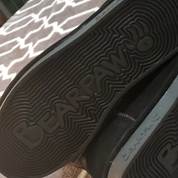 NWT BEARPAWS 🐾  BOOTS