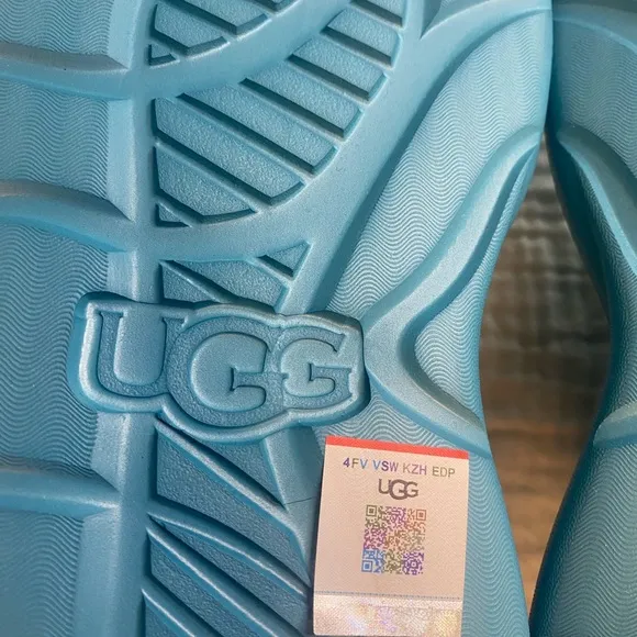 NWT UGG Women's Sport Yeah Clog Teal Plastic Slipper Slip On Size 8
