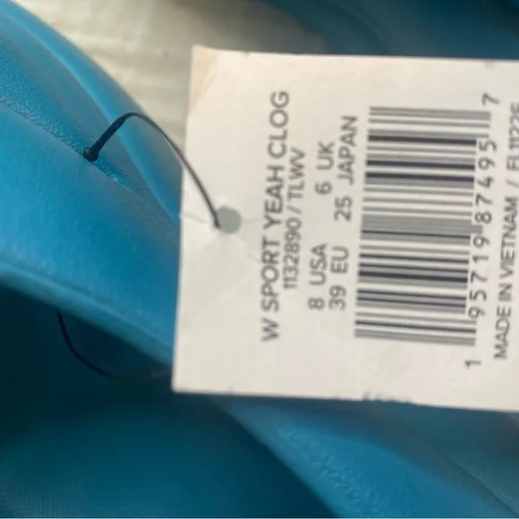 NWT UGG Women's Sport Yeah Clog Teal Plastic Slipper Slip On Size 8
