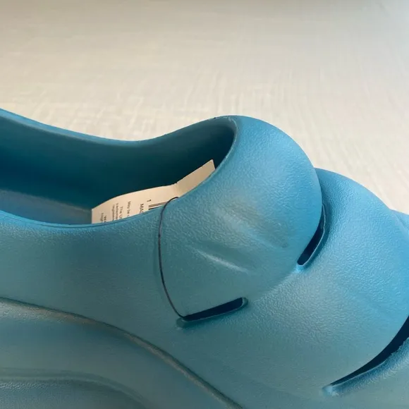 NWT UGG Women's Sport Yeah Clog Teal Plastic Slipper Slip On Size 8