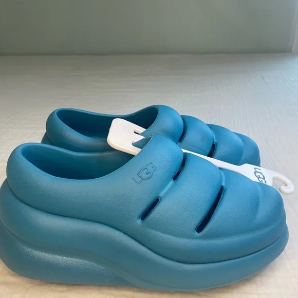 NWT UGG Women's Sport Yeah Clog Teal Plastic Slipper Slip On Size 8
