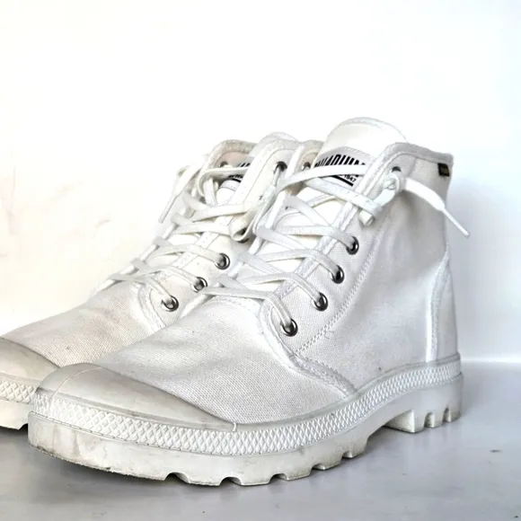 Palladium Men’s ‘Pampa HI Originale’ Boots - White/White - Size M9.5 ,W 11