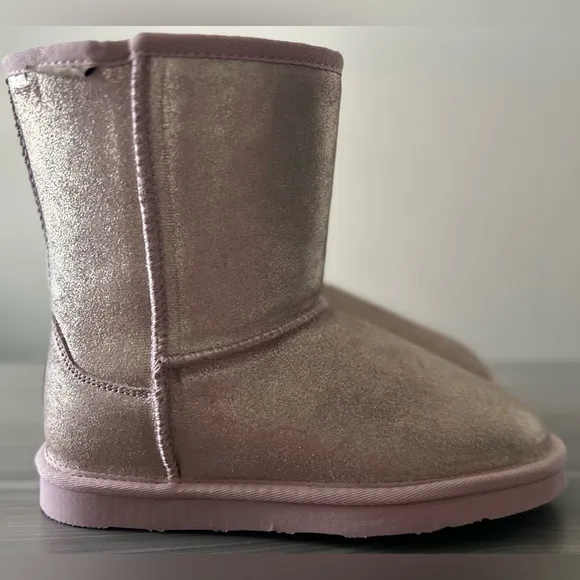 Pink BearPaw boots 🧸🐾