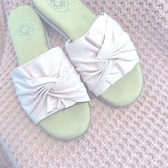 💕Pretty Suede Open-Toe Slip-ons Slide Wedge Slipper Sandals w/Bow-Like Detail