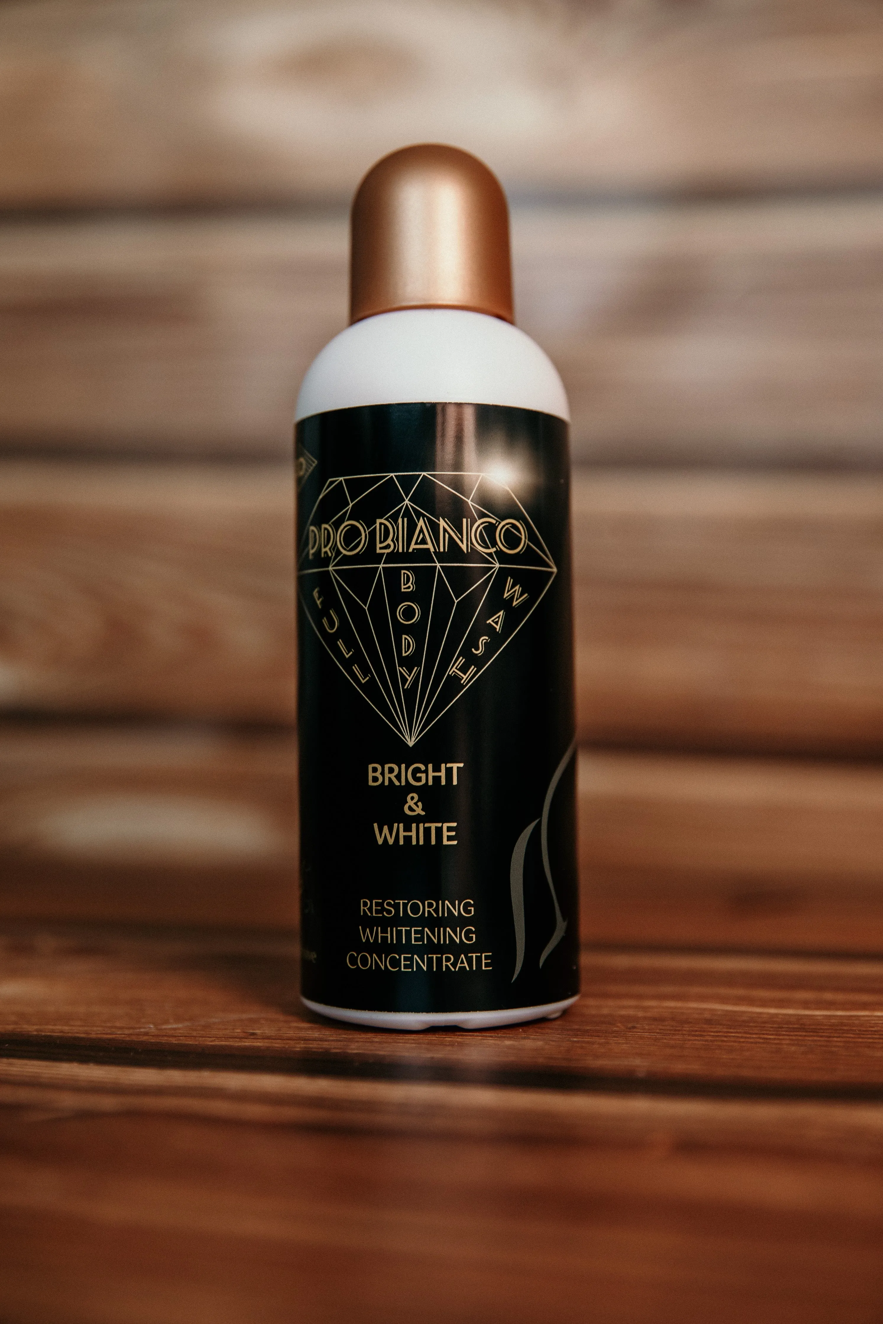 PRO BIANCO Bright & White Shampoo