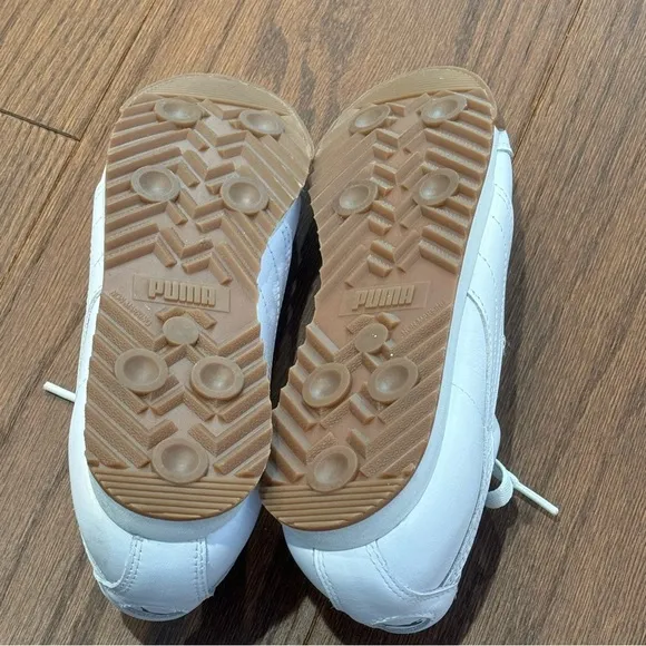 Puma Roma Kids White Sneakers Size 4.5