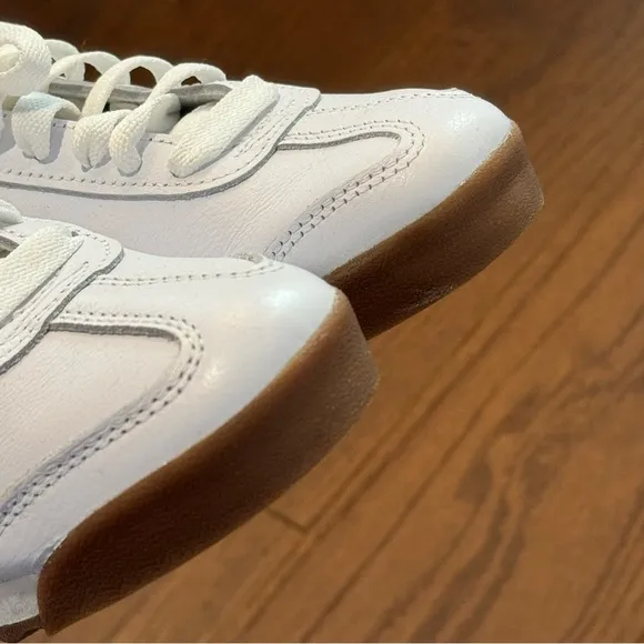 Puma Roma Kids White Sneakers Size 4.5