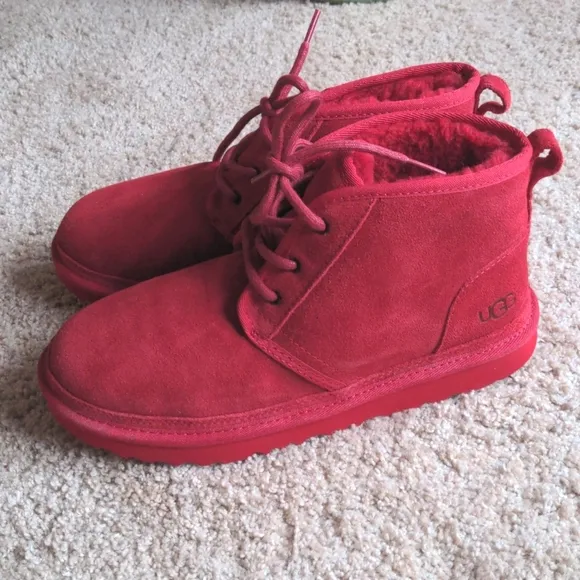 Re-posh! UGG Neumel II Boots.