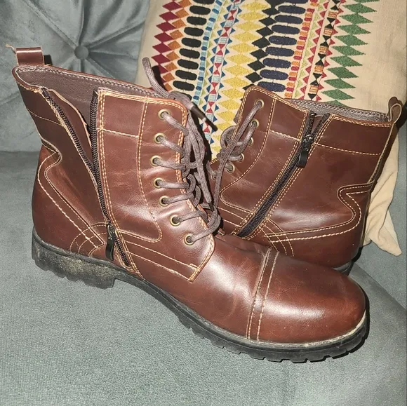Report | Booster Boots Men's Size 13M