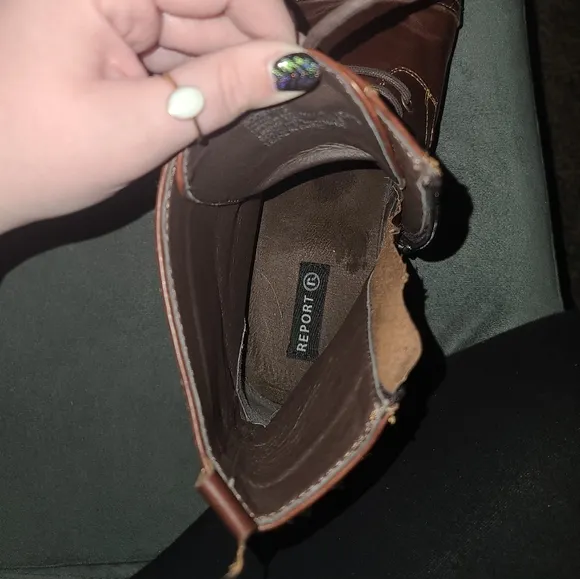 Report | Booster Boots Men's Size 13M