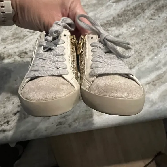 Shu shop Paula sneakers toddler