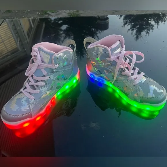 SKECHERS ENERGY LIGHTS 2.0 SNEAKERS SIZE 5